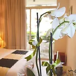 Nest 1 Hotel