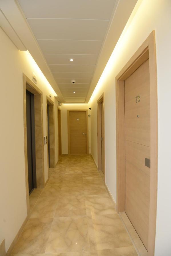 Nest 1 Aparthotel *
